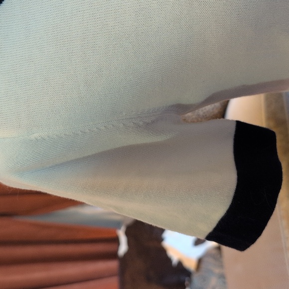 Lauren Short Sleeve Sweater - Picture 3 of 5